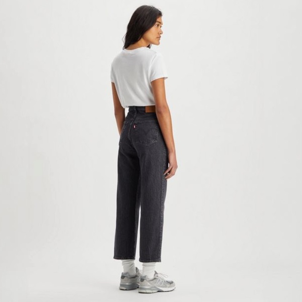 NWT Levi’s Ribcage Straight Ankle jeans washed black